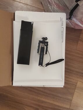 Rare Victoria Secret Selfie Stick NWOT